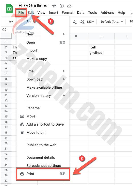 لبدء طباعة جدول بيانات Google Sheets ، اضغط على ملف> طباعة.